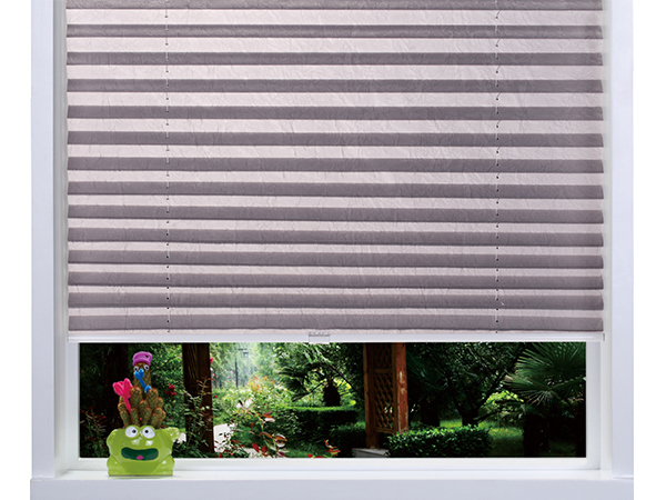 CORDLESS PLEATED BLIND-CRUSHED FABRIC